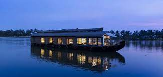 As an added convenience, Alappuzha Layanila homestay offers packed lunches for guests to bring on excursions and other trips off-property. Alleppey Lighthouse is 5.4 km from the accommodation, while Ambalapuzha Sree Krishna Temple is 13 km away. Cochin International Airport is 86 km from the property.